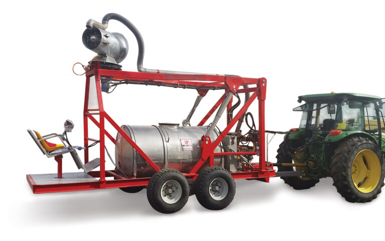 RAZ-500 for spraying and dusting date-palm-tree – hydraulic elevation by a boom